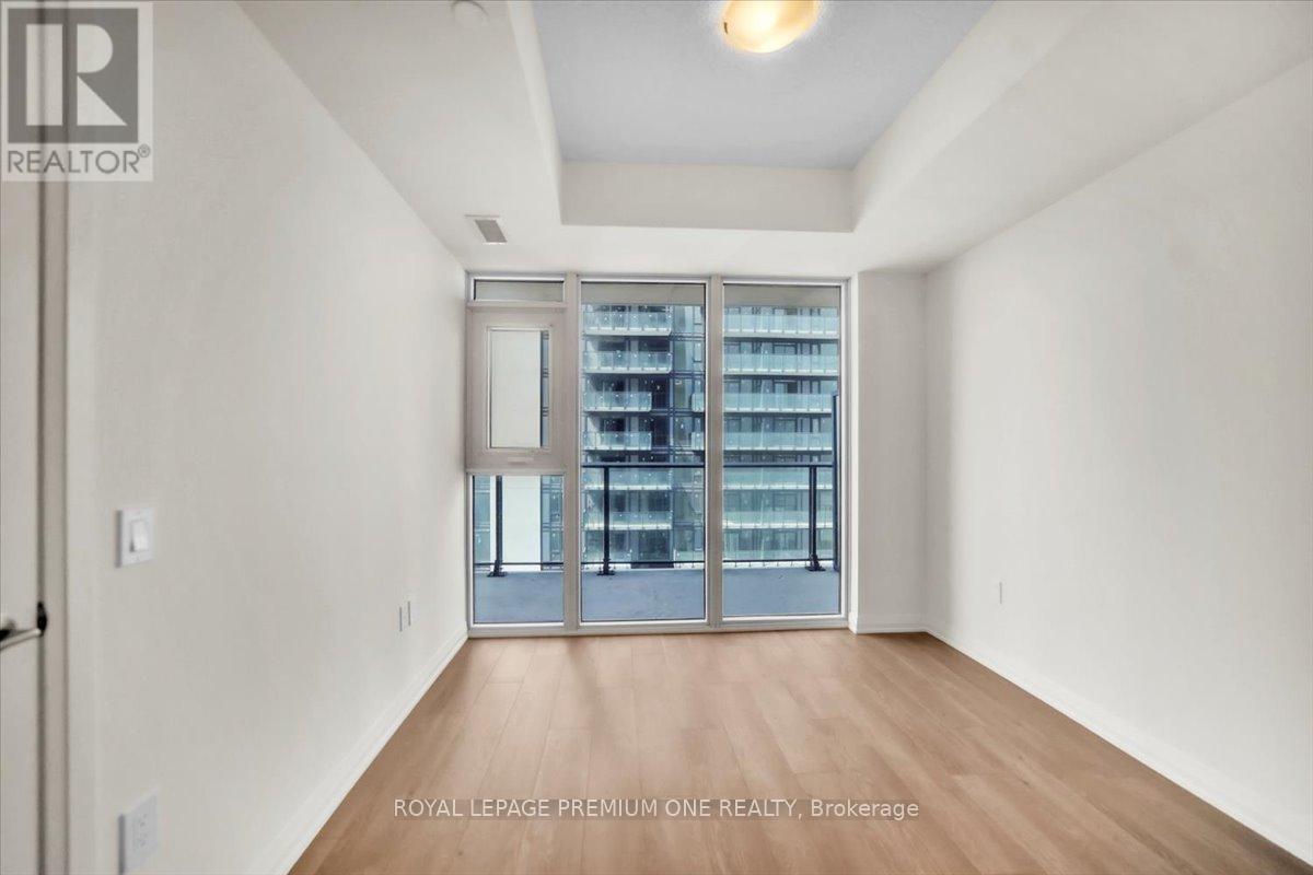 Photo 10 of 2102 8960 Jane Street, Vaughan ON