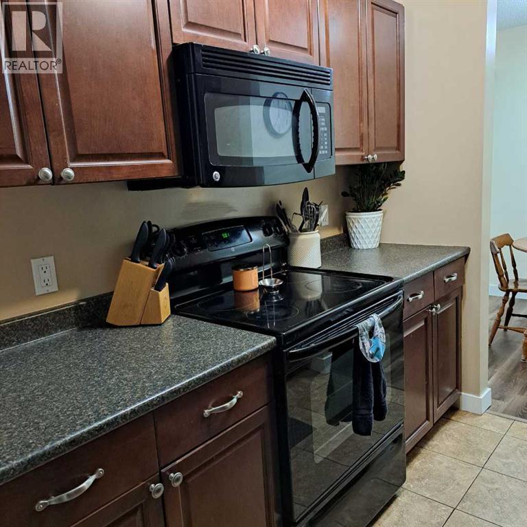 Photo 10 of 205 3910 23 Avenue S, Lethbridge AB