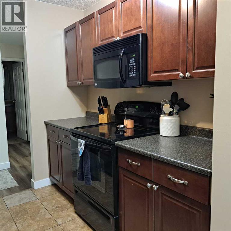 Photo 9 of 205 3910 23 Avenue S, Lethbridge AB