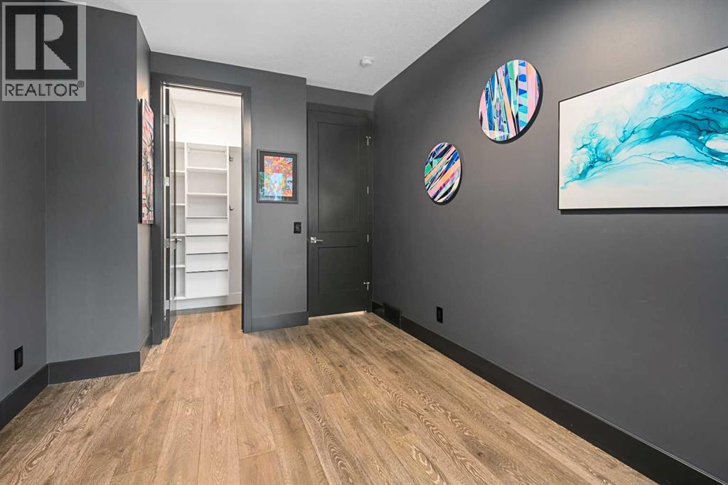 Single Family House for Sale in A  Avenue SW North Glenmore Park Calgary 