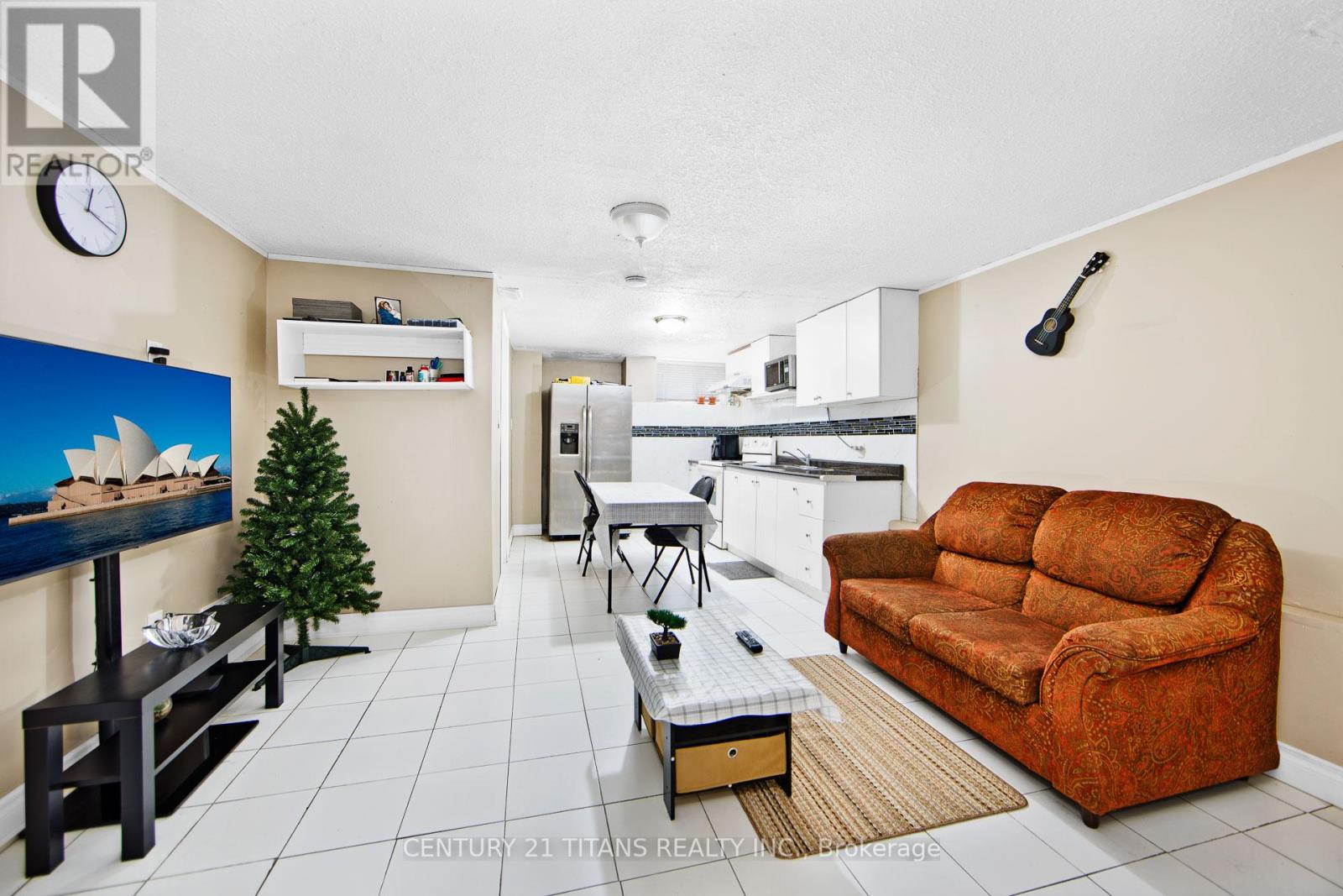 Photo 19 of 7606 Netherwood Road, Mississauga ON