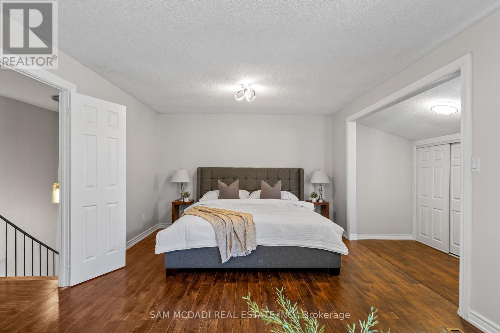 Photo 27 of 6755 Segovia Road, Mississauga ON