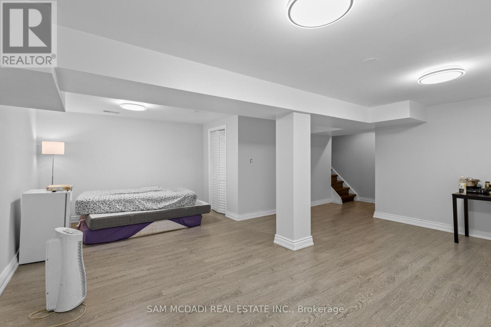 Photo 3 of 6755 Segovia Road, Mississauga ON