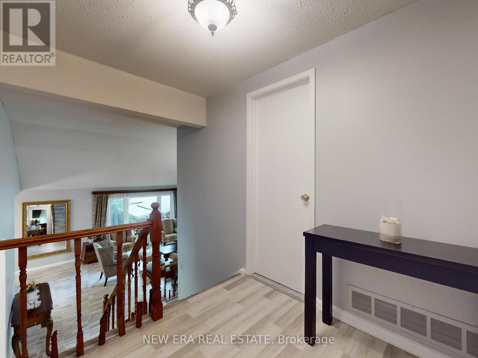 Photo 19 of 2669 Inlake Court, Mississauga ON