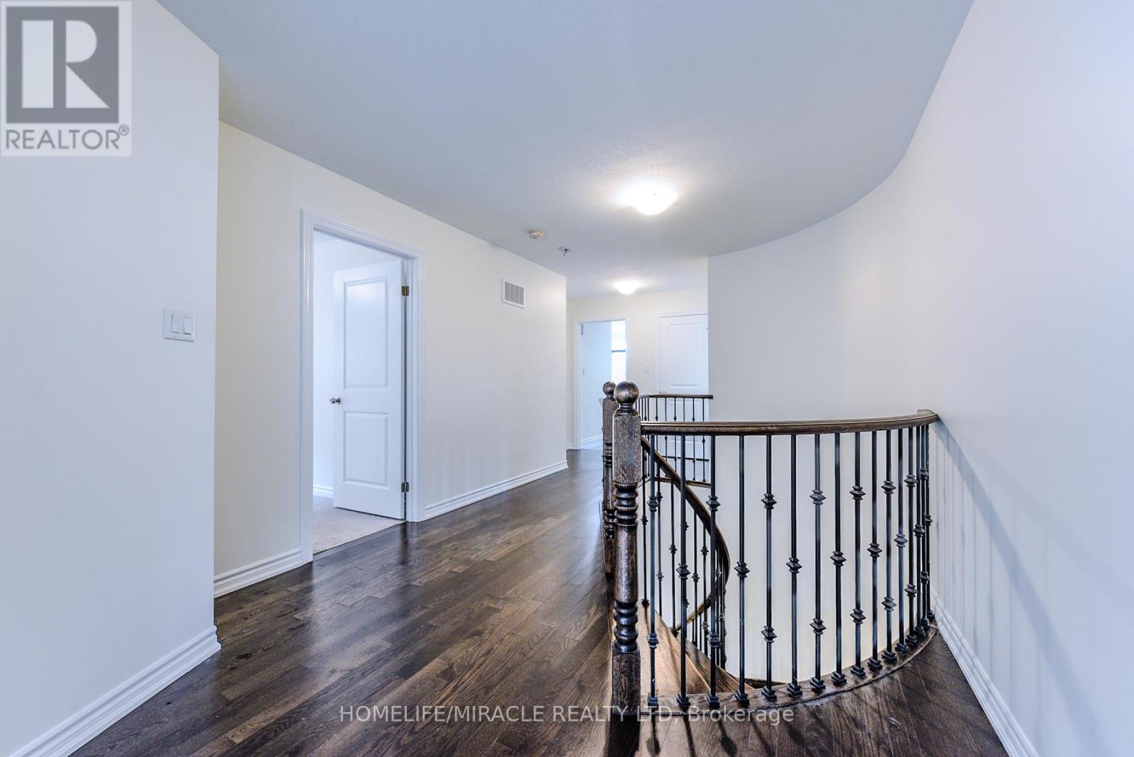 Photo 26 of 61 Bucksaw Street, Brampton ON