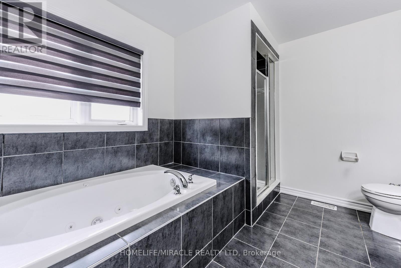 Photo 25 of 61 Bucksaw Street, Brampton ON