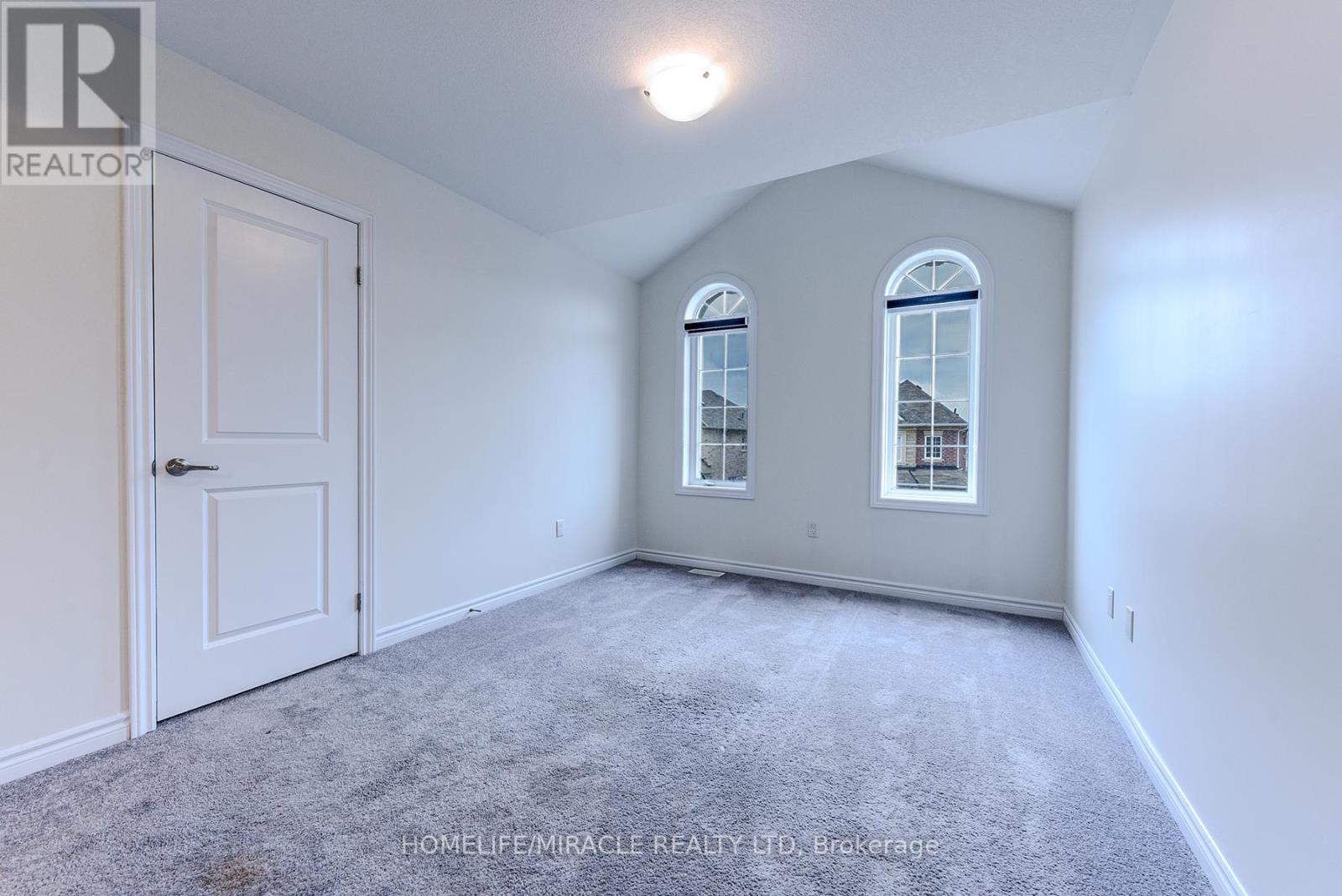 Photo 42 of 61 Bucksaw Street, Brampton ON