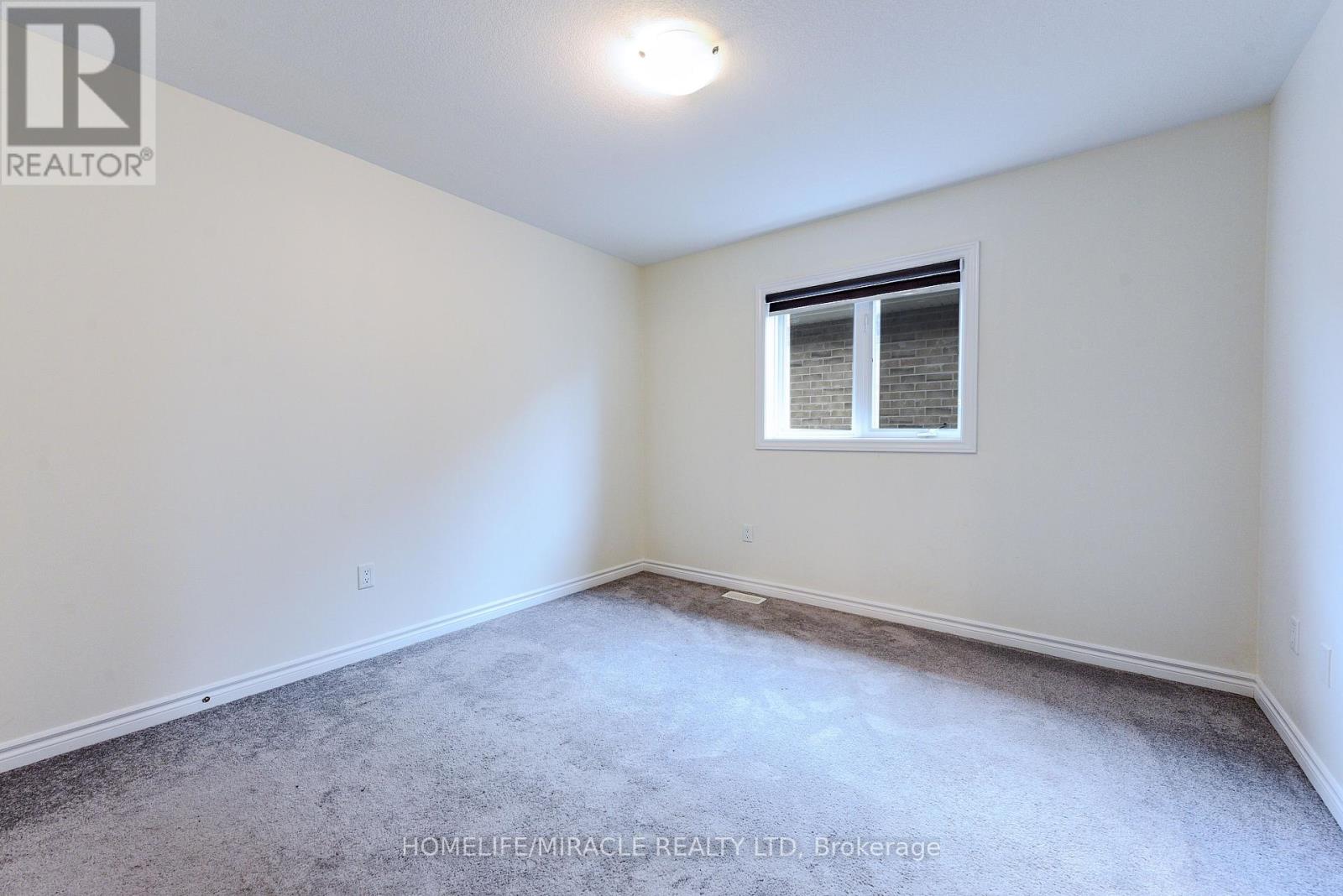 Photo 2 of 61 Bucksaw Street, Brampton ON