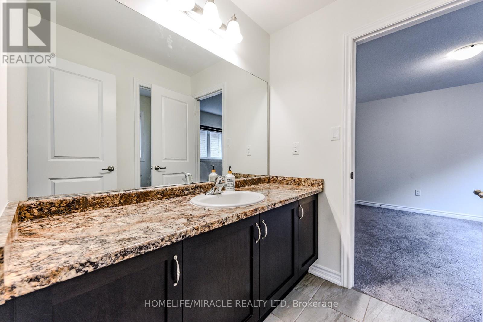 Photo 37 of 61 Bucksaw Street, Brampton ON