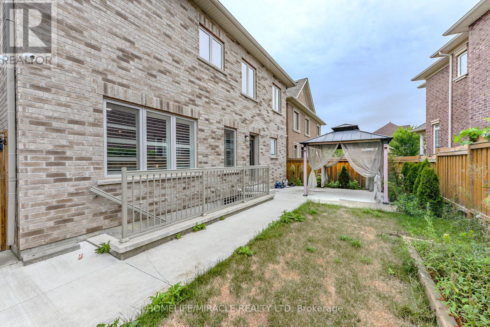 Photo 20 of 61 Bucksaw Street, Brampton ON