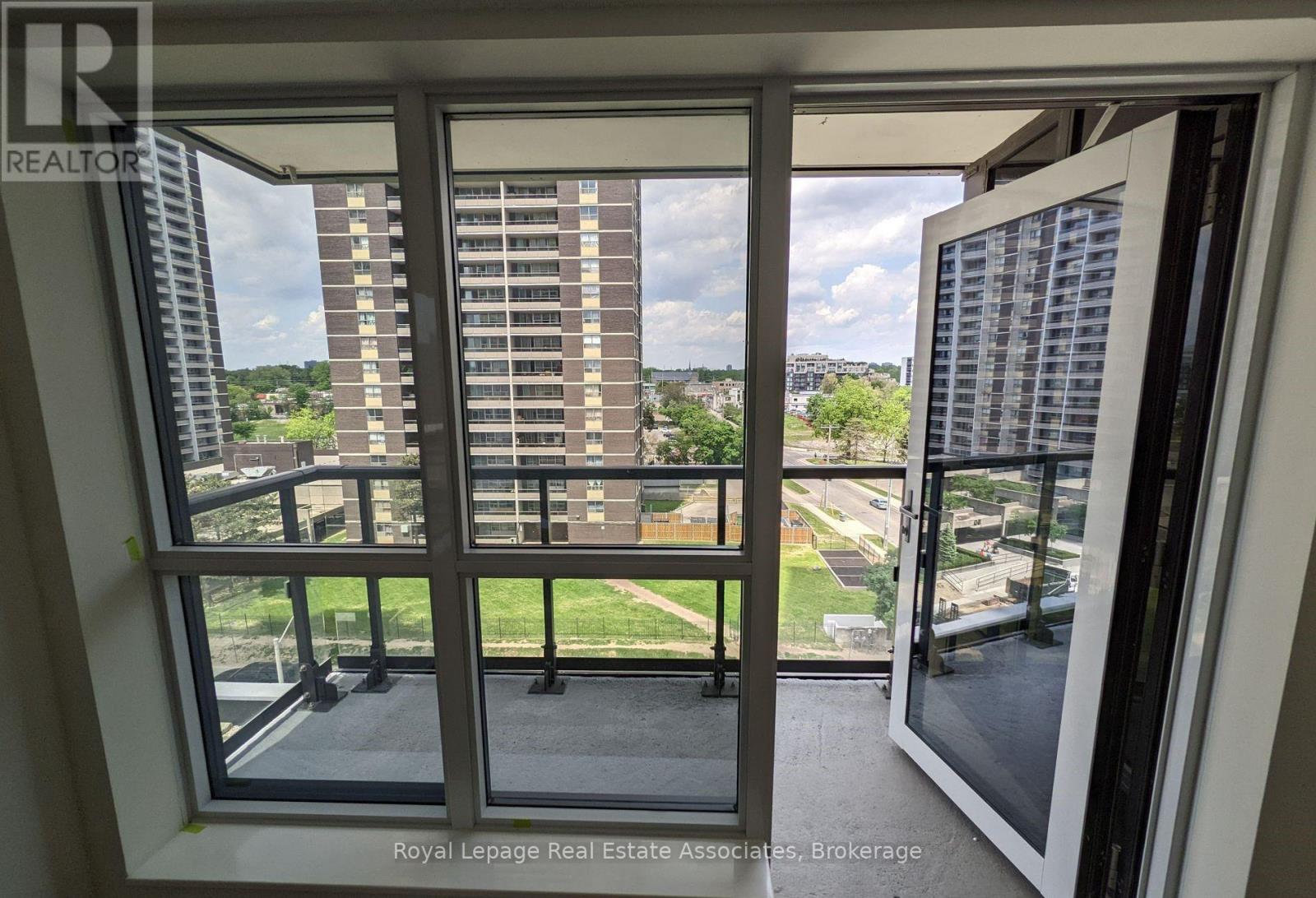 Photo 1 of 333 5 Mabelle Avenue, Toronto ON