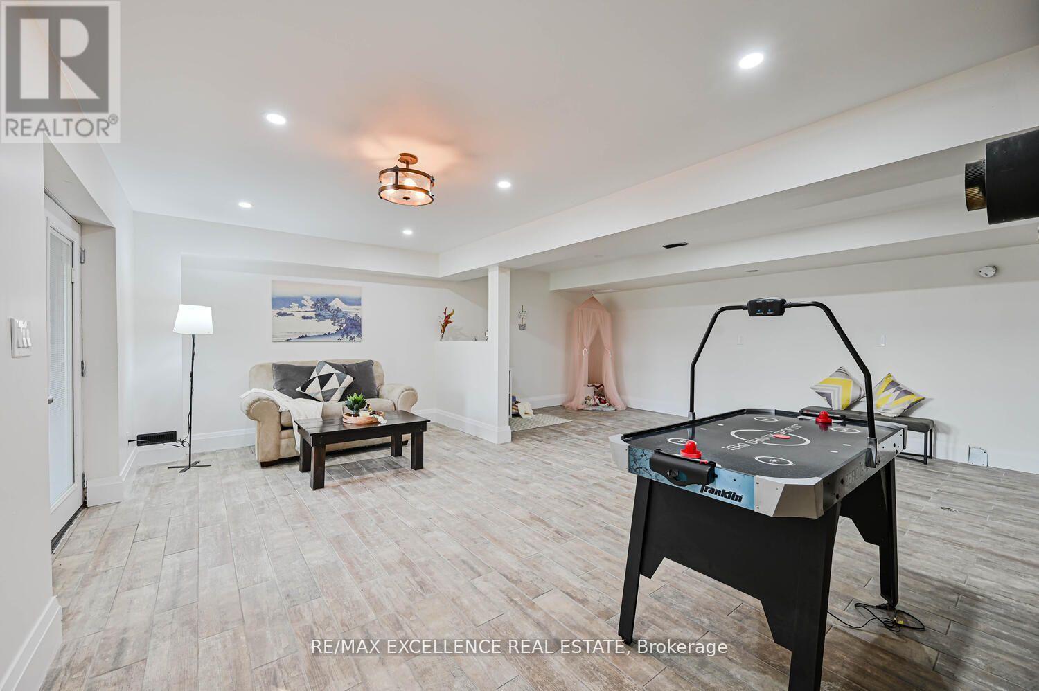 Photo 34 of 14812 Centreville Creek Road, Caledon ON