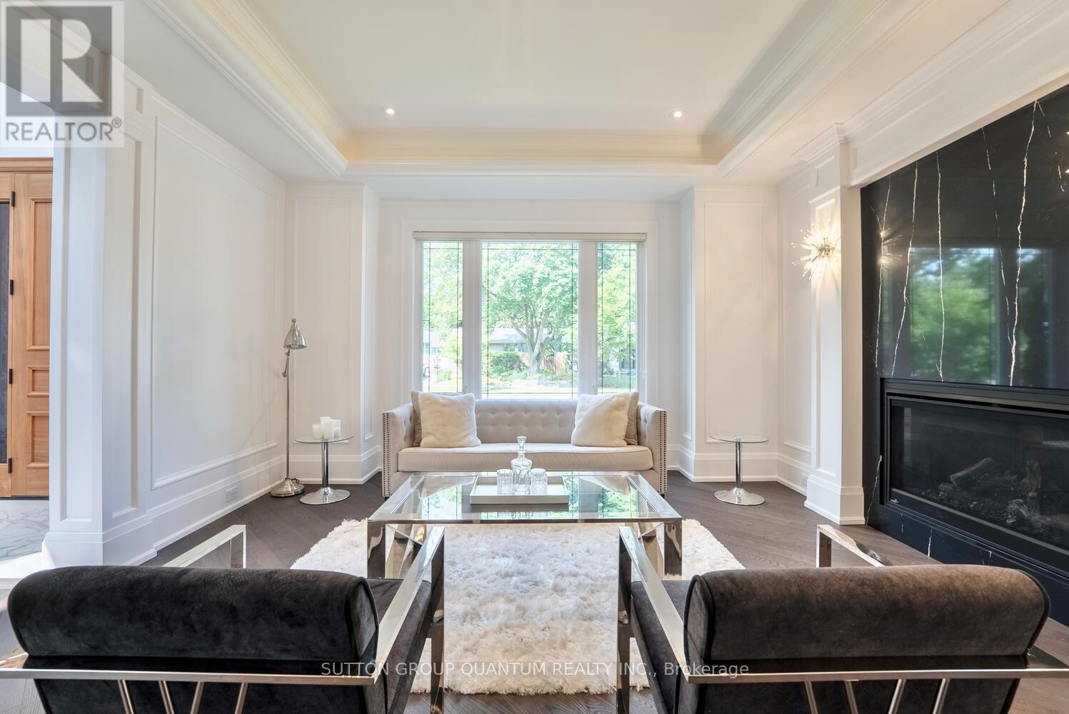 Photo 14 of 1486 Pembroke Drive, Oakville ON