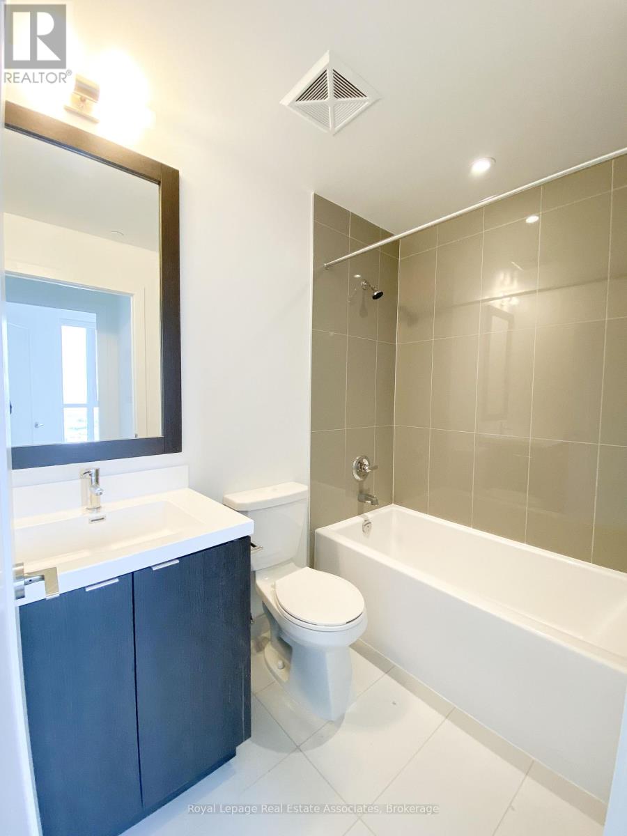 Photo 7 of 3510 7 Mabelle Avenue, Toronto ON