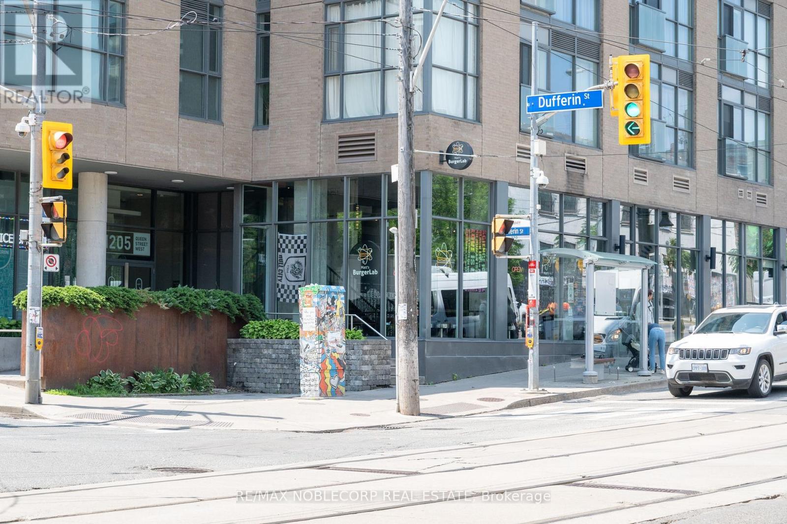Photo 4 of 1205 Queen Street W, Toronto ON