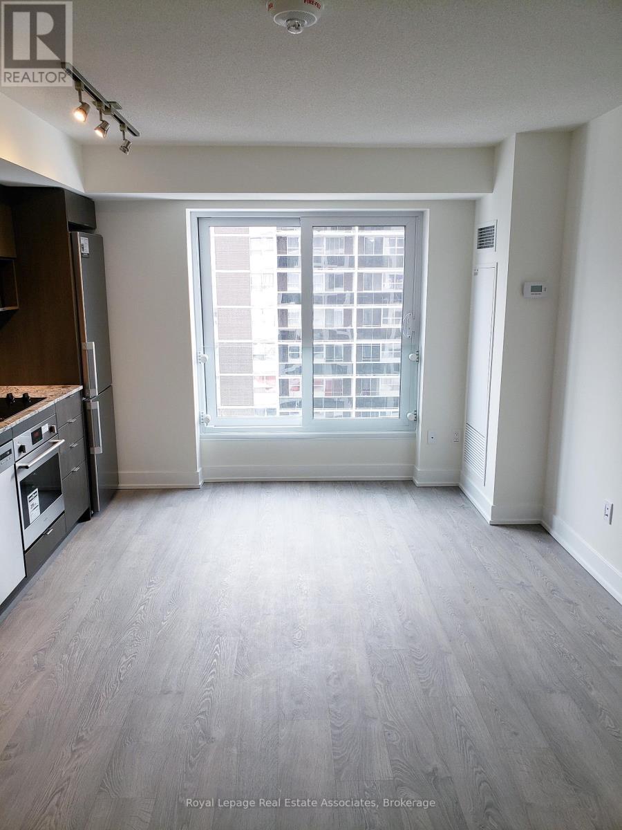 Photo 30 of 2726 9 Mabelle Avenue, Toronto ON