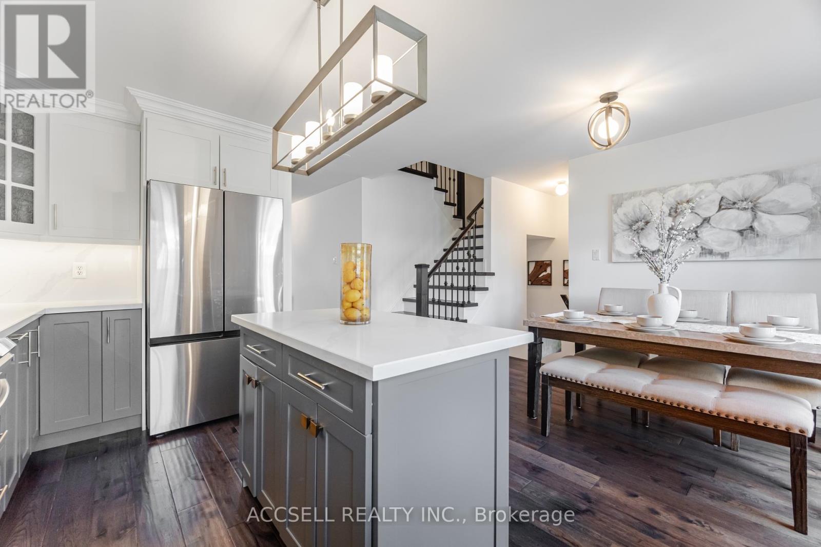 Photo 17 of 323 Pettigrew Trail, Milton ON