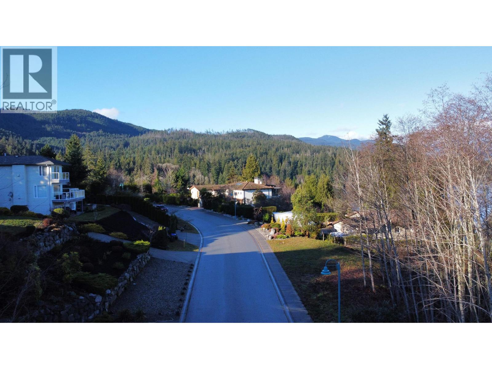 Lot 99 N GALE AVENUE, Sechelt