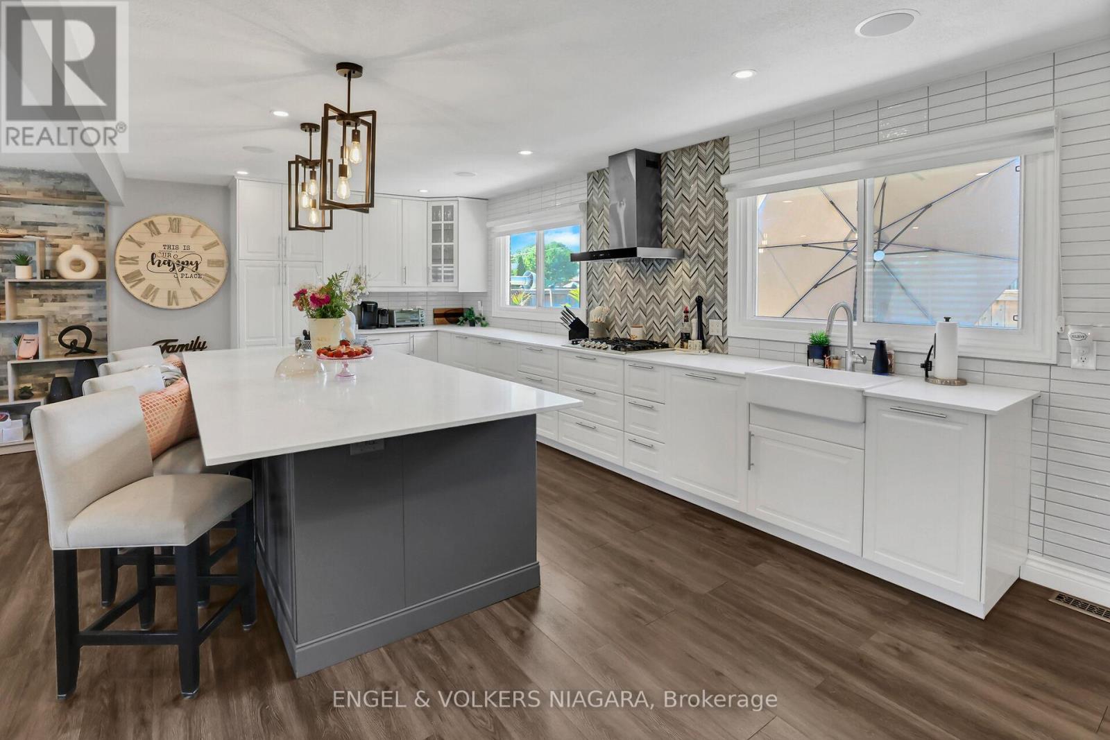 Photo 12 of 90 Rose Avenue, Thorold ON