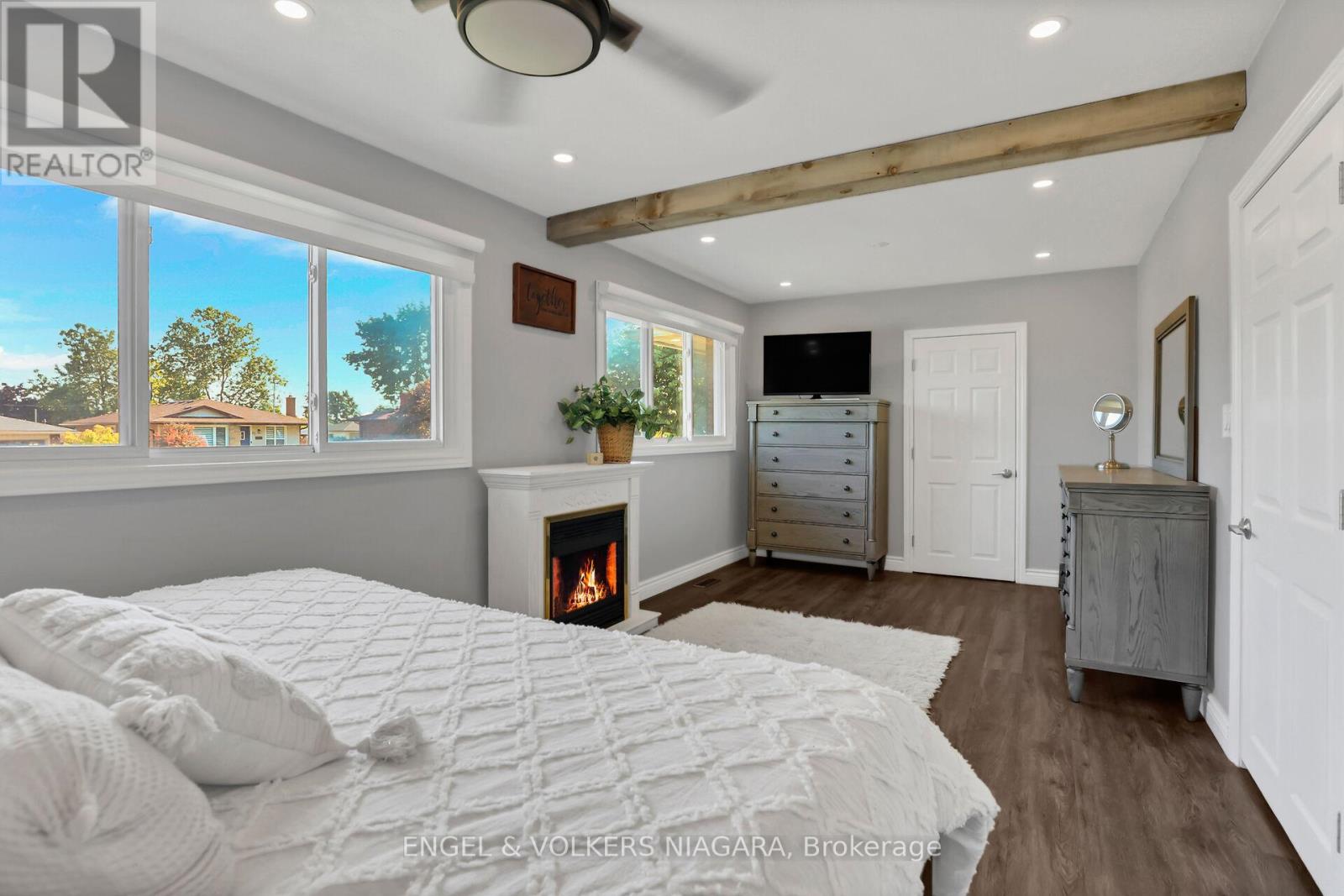Photo 15 of 90 Rose Avenue, Thorold ON