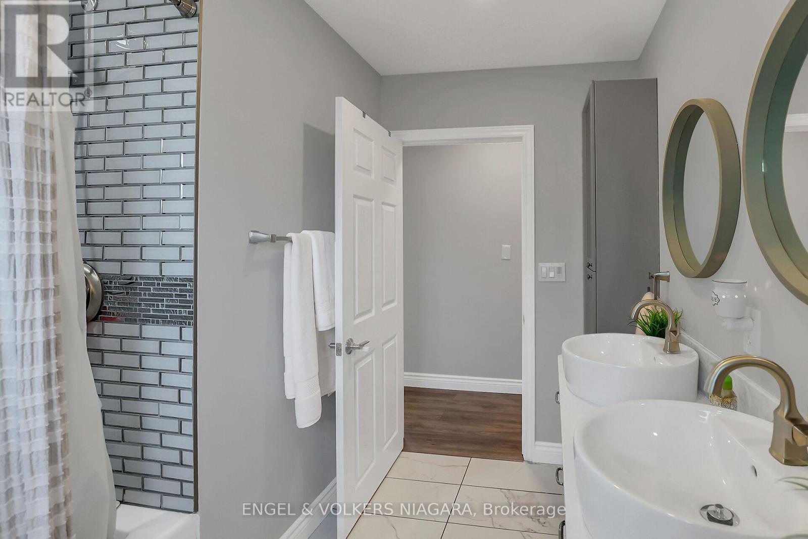 Photo 22 of 90 Rose Avenue, Thorold ON