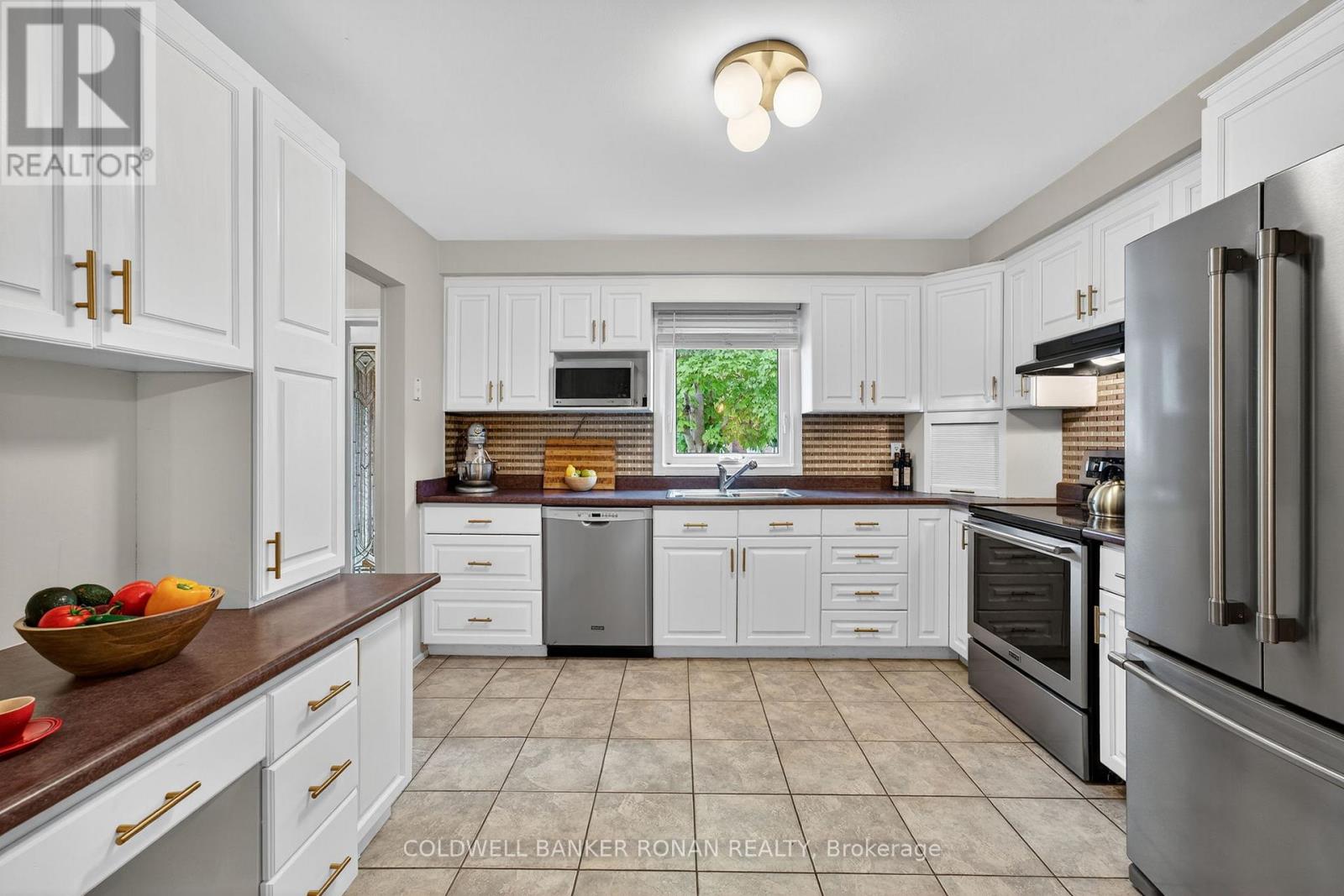 Photo 43 of 16 Fraser Avenue, New Tecumseth ON