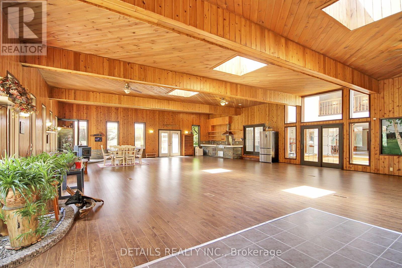 Photo 13 of 1341 Shylo Crescent, Ottawa ON