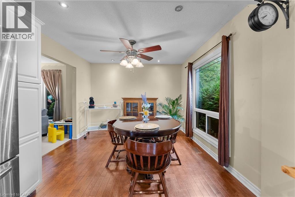 Photo 14 of 3 Briarsdale Crescent, Welland ON