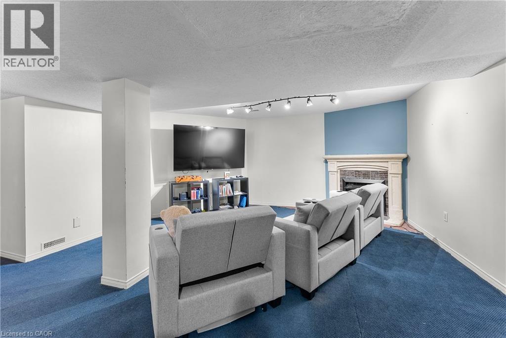 Photo 22 of 3 Briarsdale Crescent, Welland ON