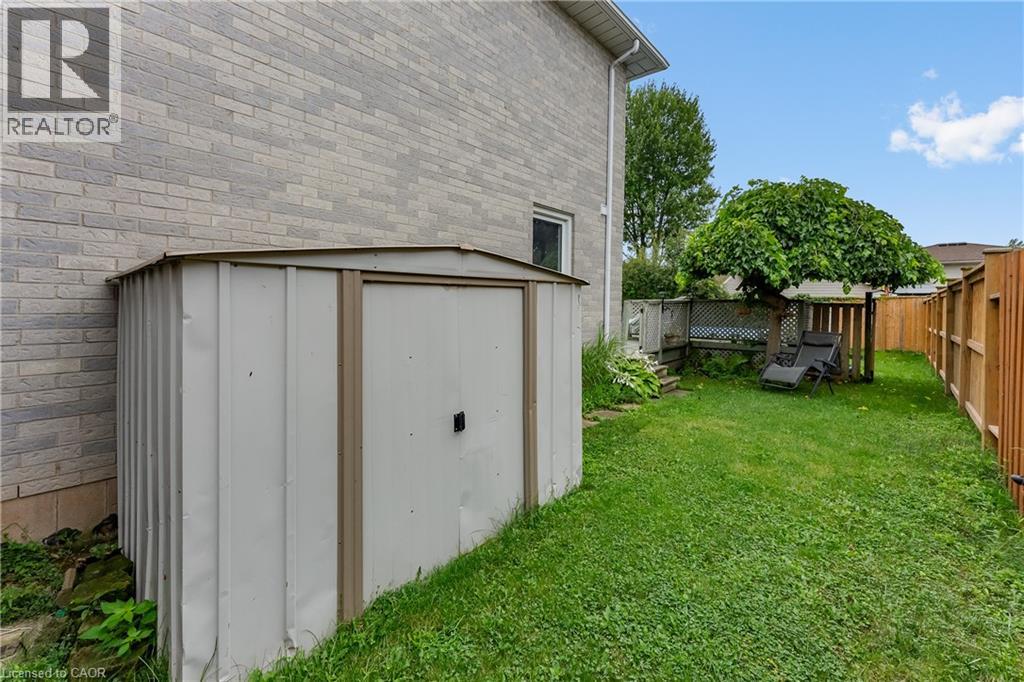 Photo 31 of 3 Briarsdale Crescent, Welland ON