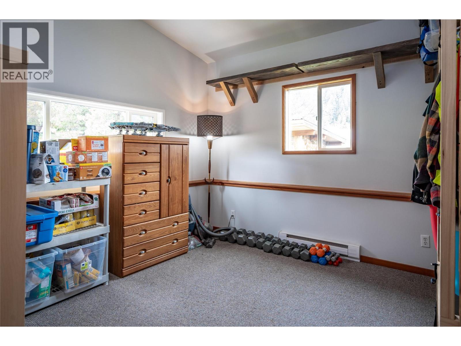 Photo 29 of 127 8th Street N, Kaslo BC