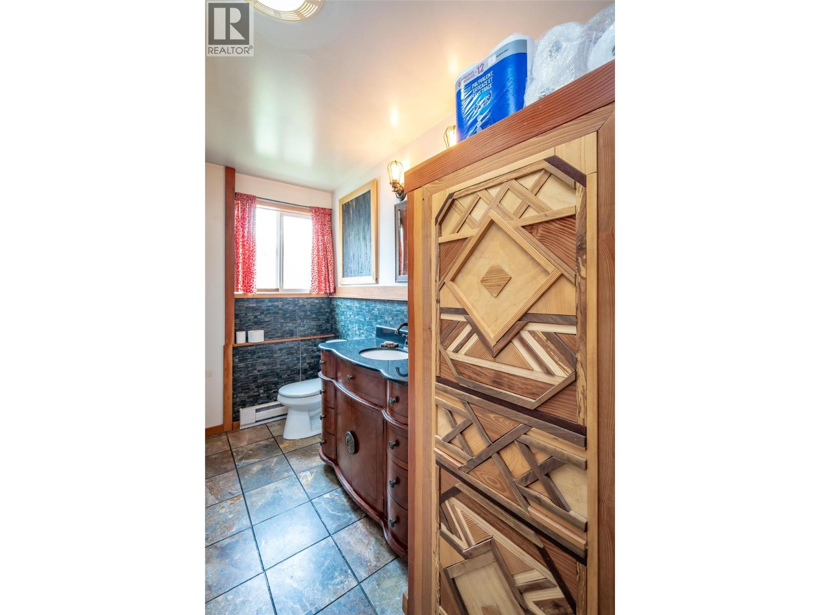 Photo 33 of 127 8th Street N, Kaslo BC