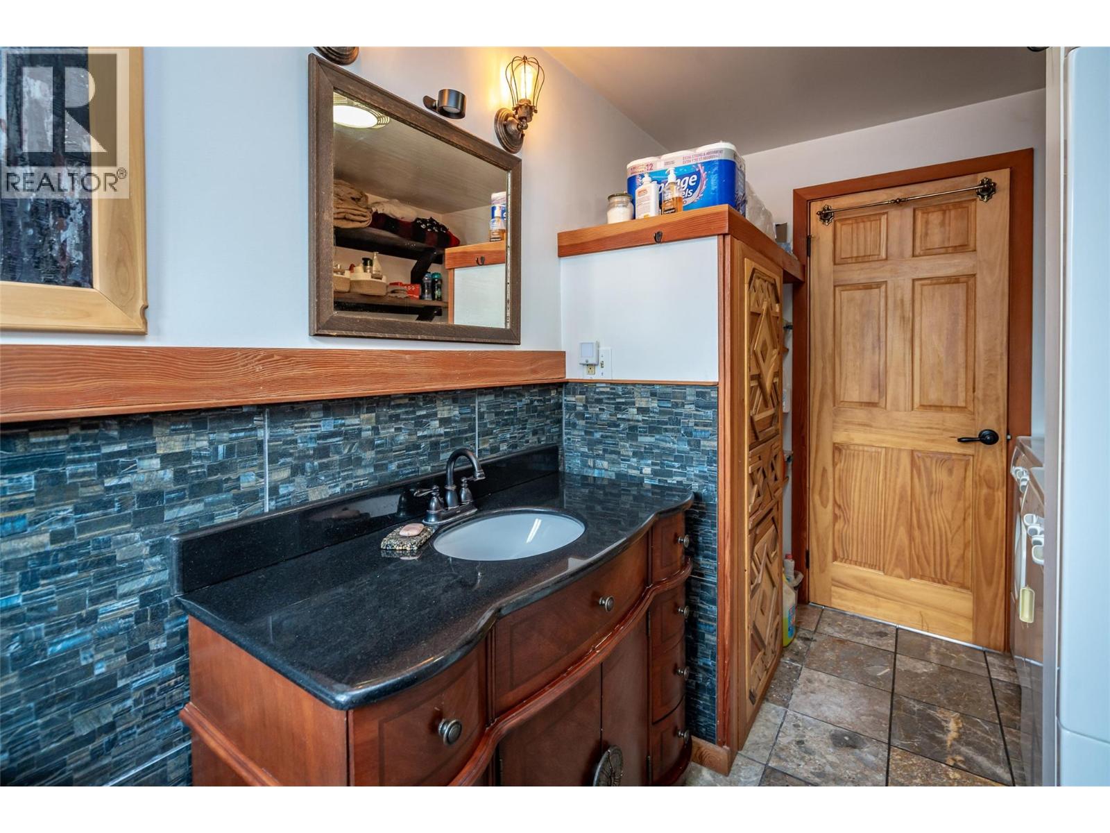 Photo 36 of 127 8th Street N, Kaslo BC