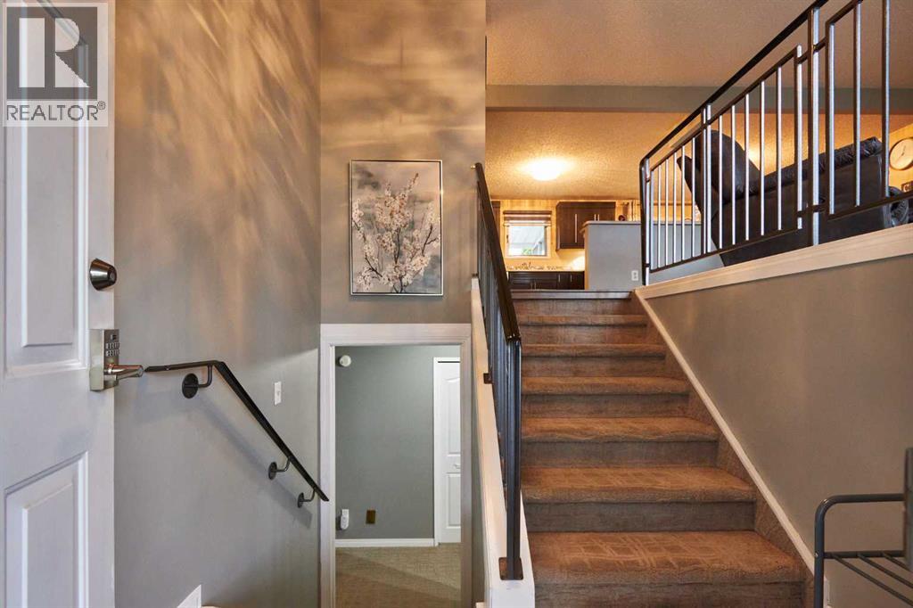 Single Family House Bi-level for Sale in  Iris Court SE Connaught Medicine Hat 
