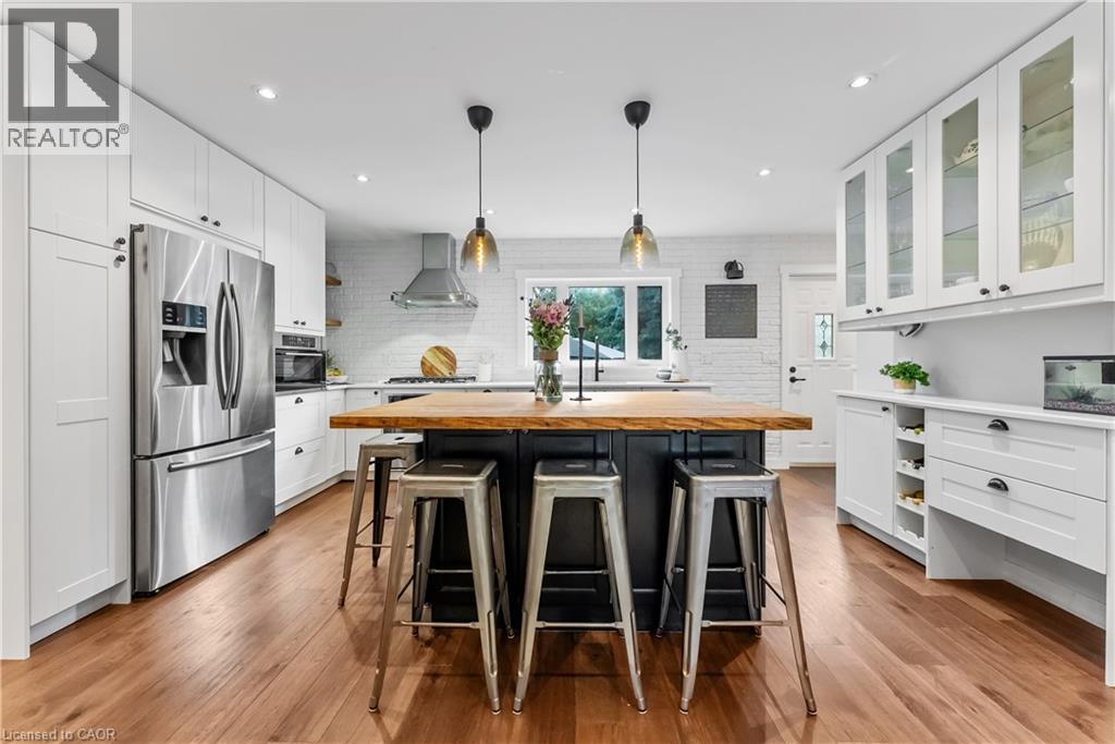 Photo 8 of 1270 Homewood Drive, Burlington ON
