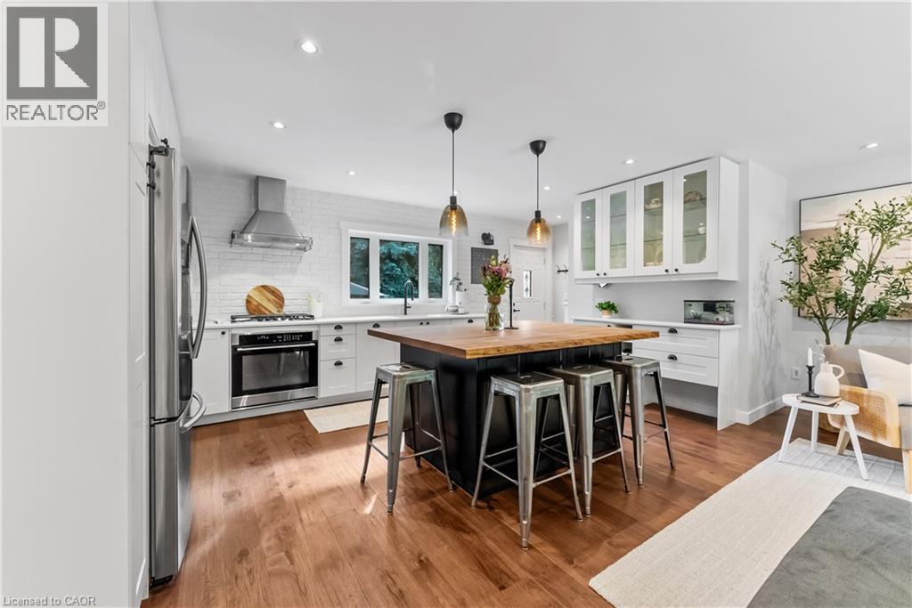 Photo 6 of 1270 Homewood Drive, Burlington ON