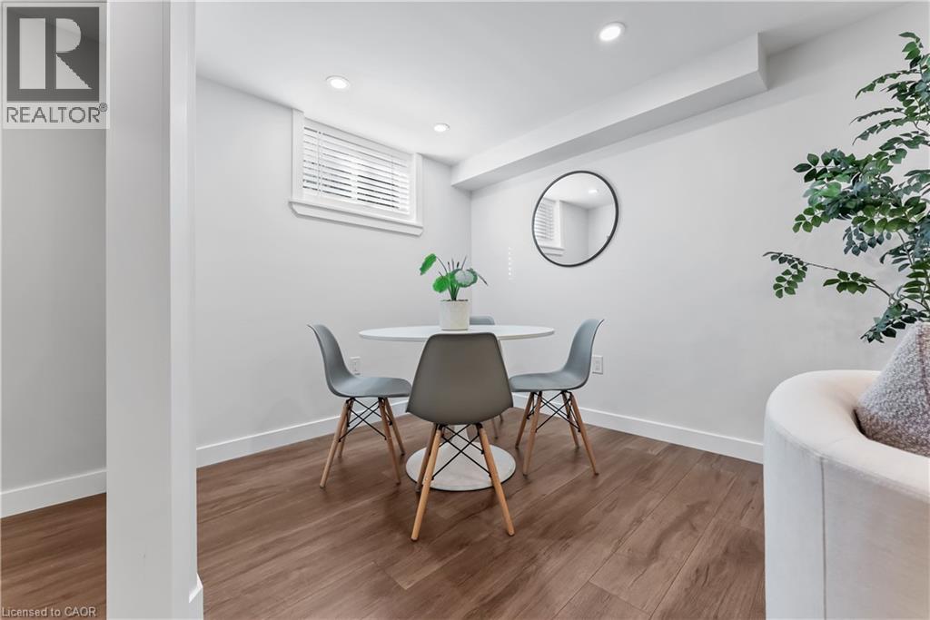 Photo 14 of 1270 Homewood Drive, Burlington ON