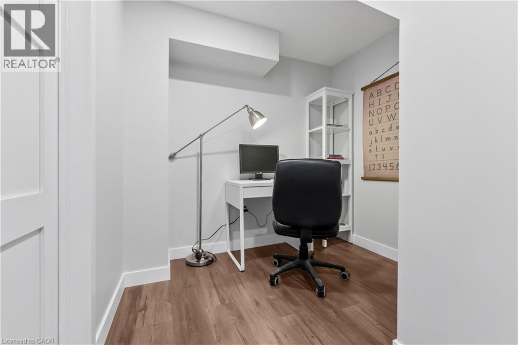Photo 18 of 1270 Homewood Drive, Burlington ON