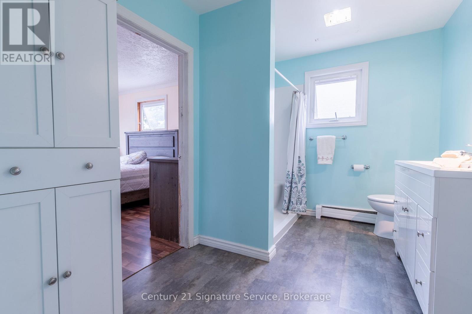 Photo 1 of 109 Santone Avenue, Welland ON
