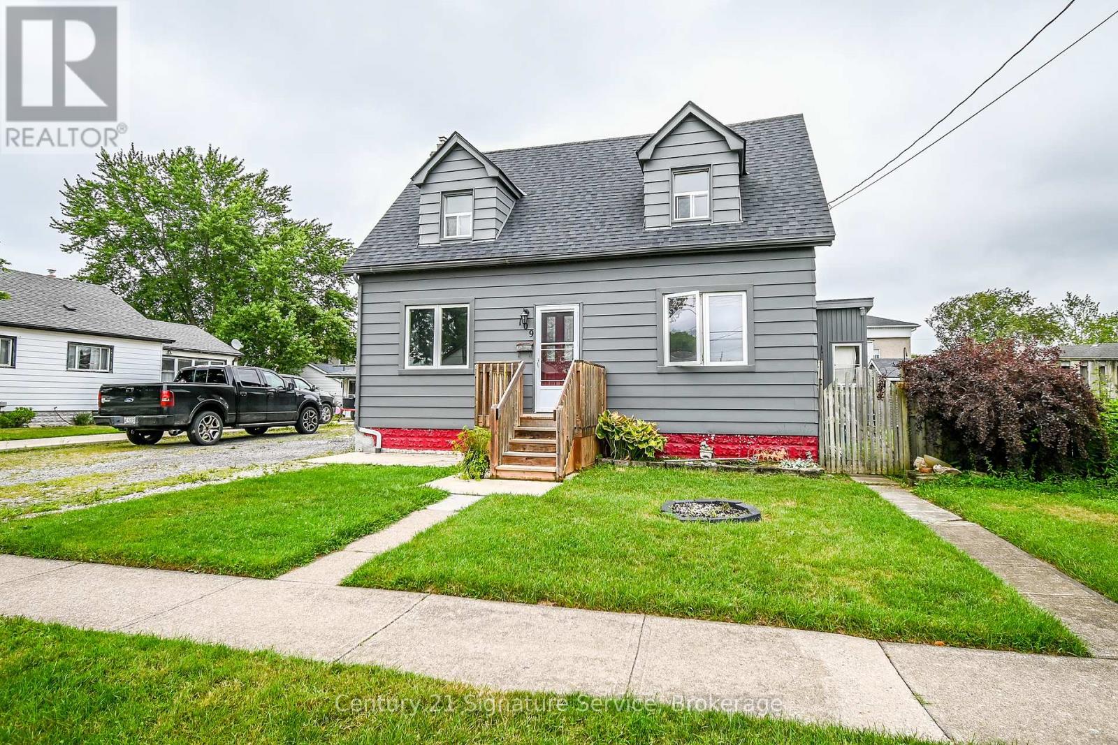 Photo 29 of 109 Santone Avenue, Welland ON