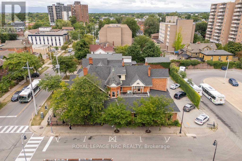 Photo 6 of 22 Academy Street, St Catharines ON