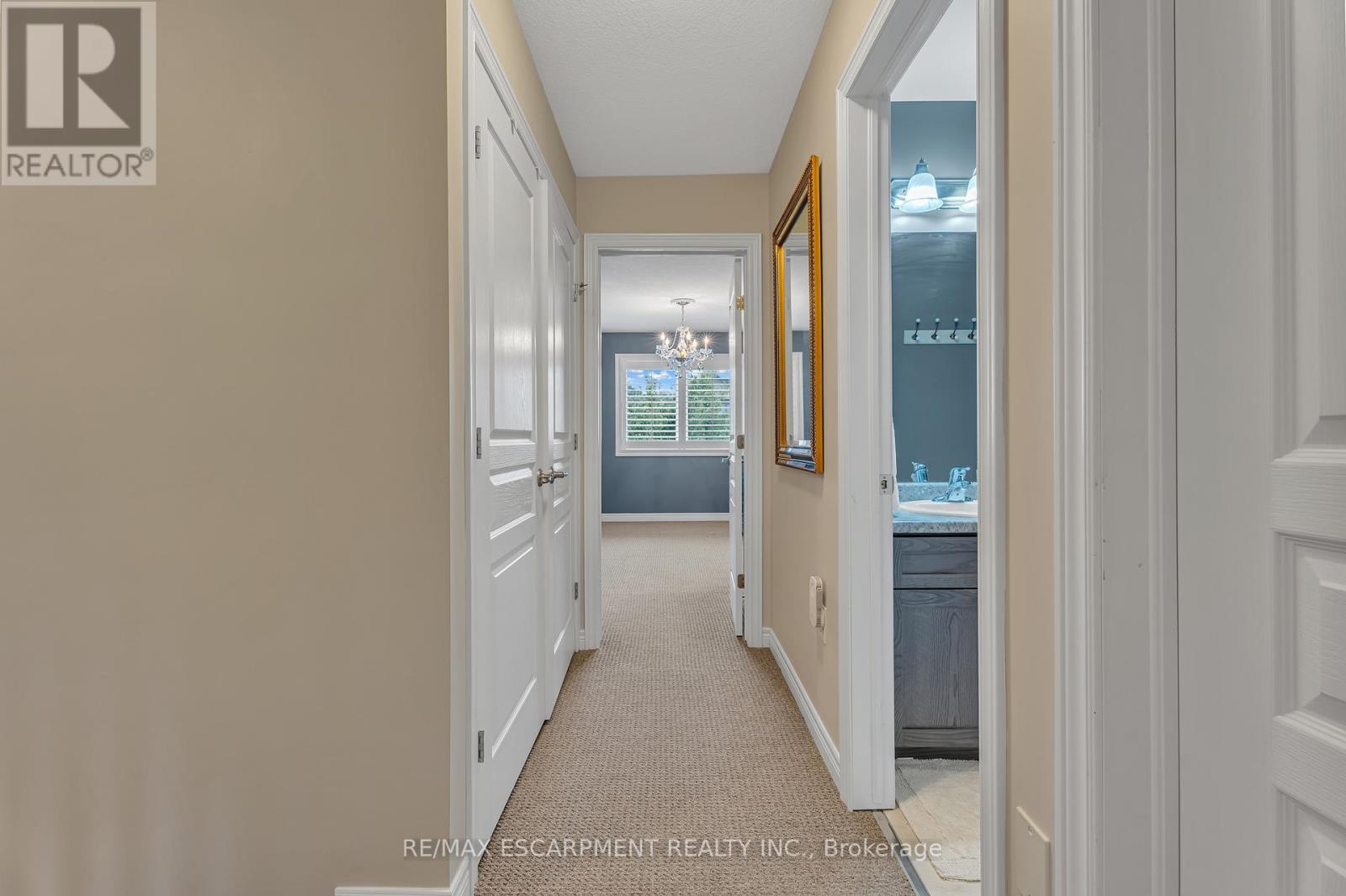 Photo 15 of 72 Dodman Crescent, Hamilton ON