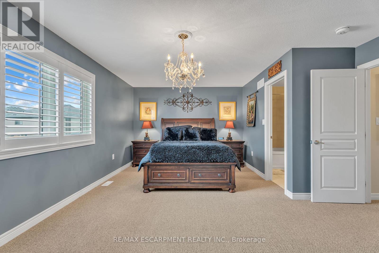 Photo 16 of 72 Dodman Crescent, Hamilton ON