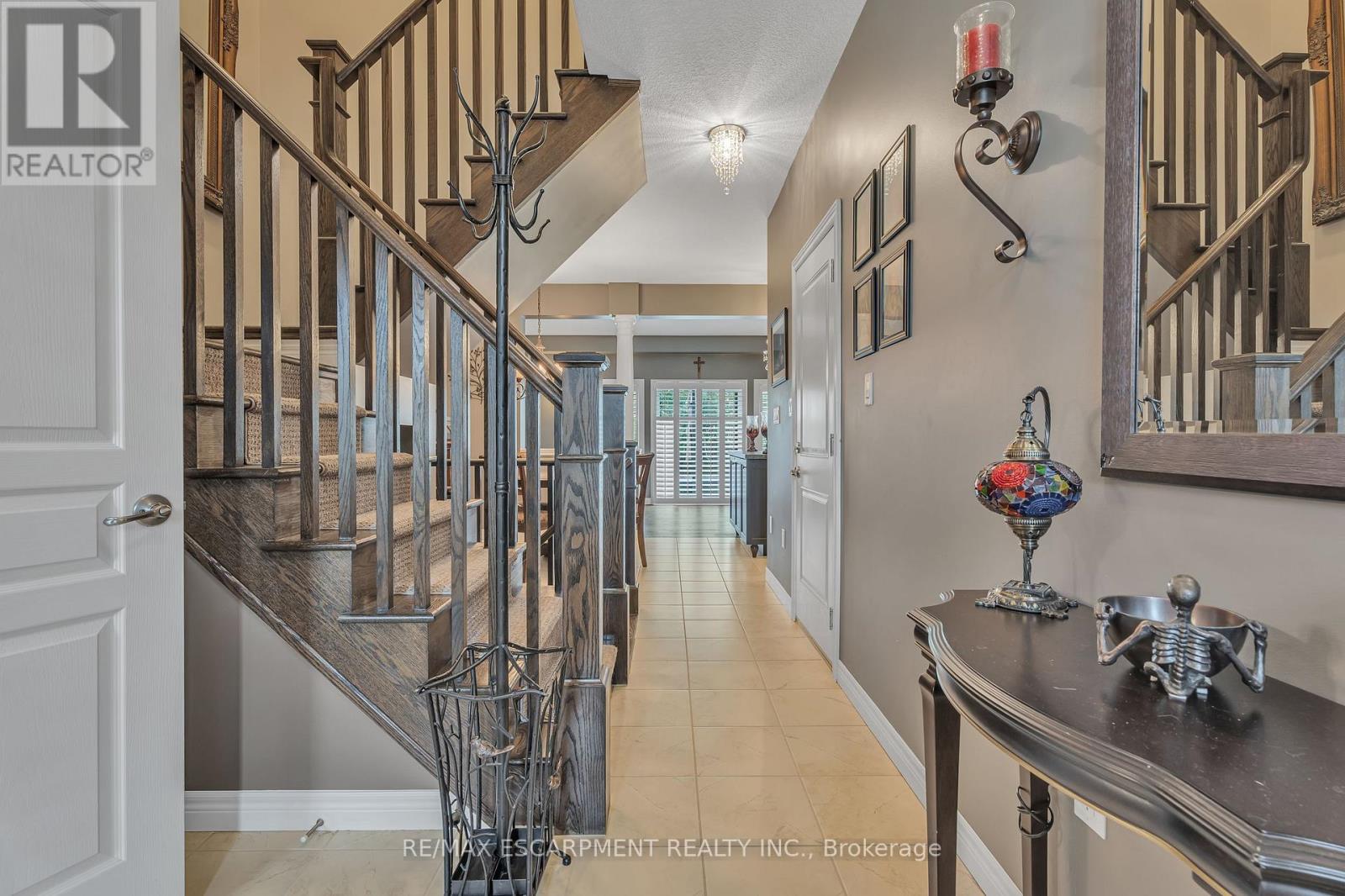 Photo 6 of 72 Dodman Crescent, Hamilton ON