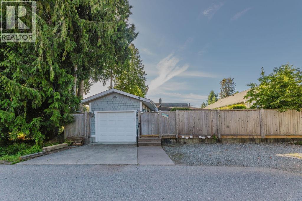 Photo 37 of 698 Franklin Road, Gibsons BC