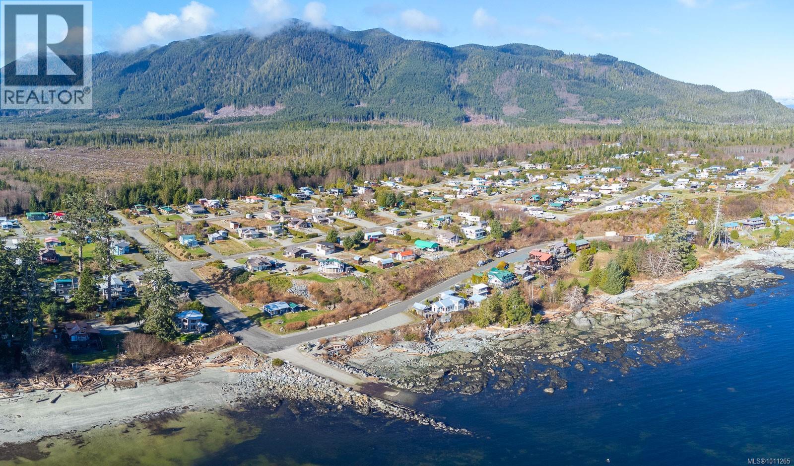 1049 Sixth Ave, Ucluelet