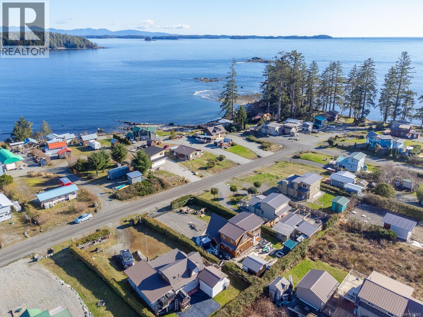 1049 Sixth Ave, Ucluelet