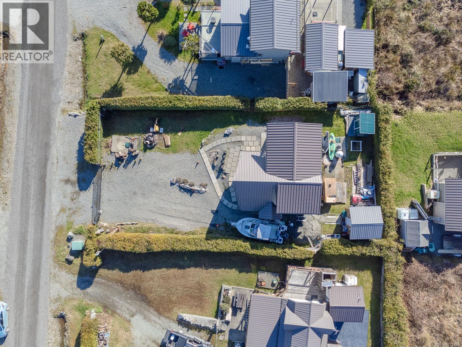 1049 Sixth Ave, Ucluelet