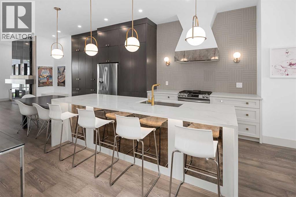 Single Family House for Sale in B  Avenue SW North Glenmore Park Calgary 