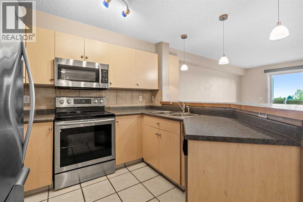 Single Family House for Sale in   Country Village Bay NE Country Hills Village Calgary 